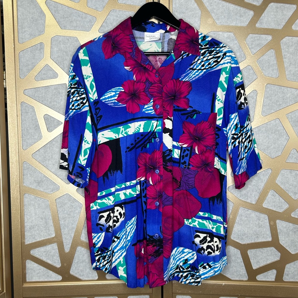 Vintage 1960s Bobbie Brooks floral shirt